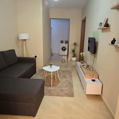 Apartment Bellis Center 2